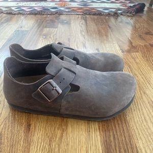 Birkenstock London brown oiled leather clogs. Worn once. Excellent condition.